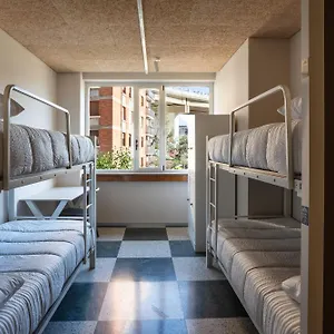 Lamia Bbk Women Hostel-solo Mujeres Hostal Bilbao